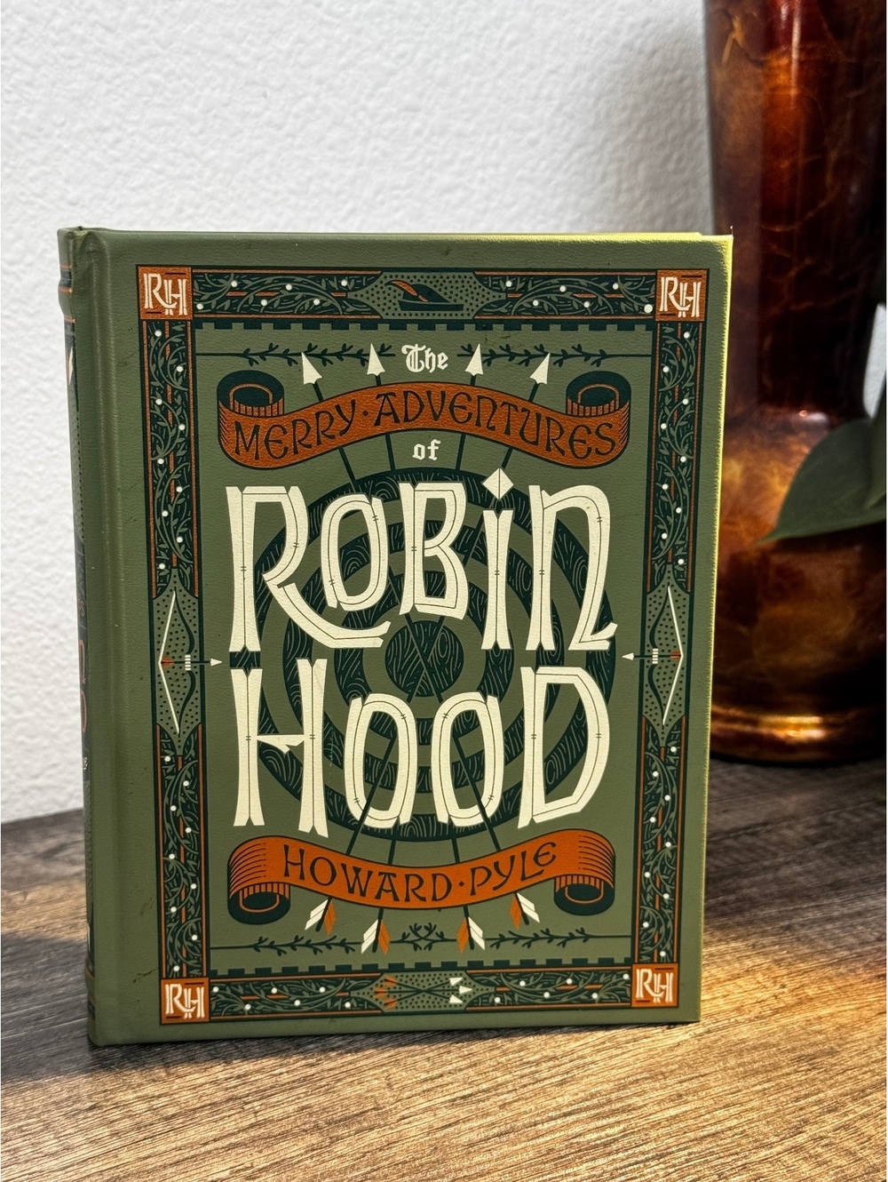 The Merry Adventures of Robin Hood by Howard Pyle Hardcover Book